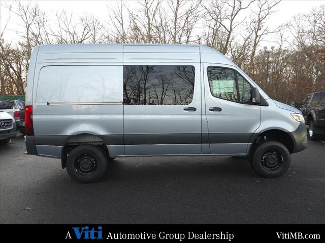 new 2025 Mercedes-Benz Sprinter 2500 car, priced at $86,122