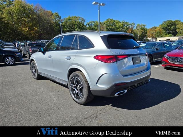 new 2025 Mercedes-Benz GLC 300 car, priced at $61,800