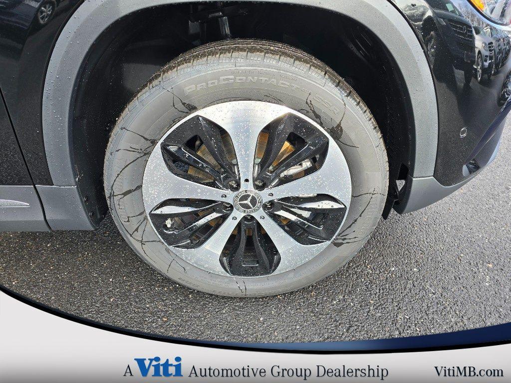 used 2025 Mercedes-Benz GLA 250 car, priced at $40,988