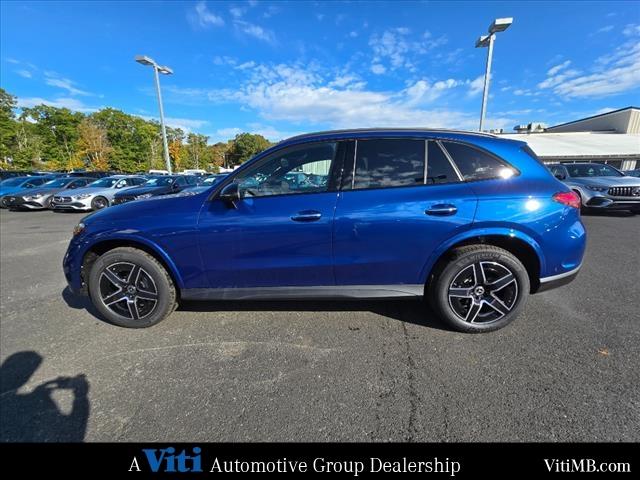 new 2025 Mercedes-Benz GLC 300 car, priced at $61,800