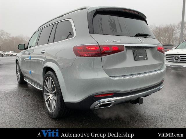 new 2025 Mercedes-Benz GLS 450 car, priced at $101,275