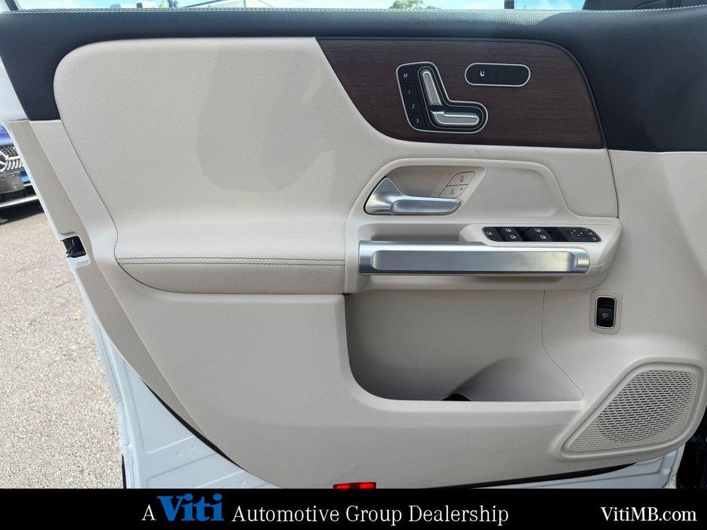 used 2023 Mercedes-Benz GLB 250 car, priced at $35,991