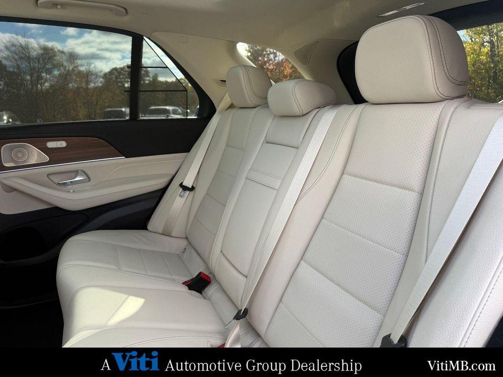 new 2026 Mercedes-Benz GLE 450 car, priced at $82,940