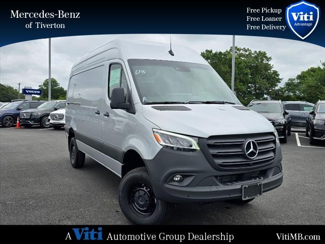 new 2024 Mercedes-Benz Sprinter 2500 car, priced at $76,004