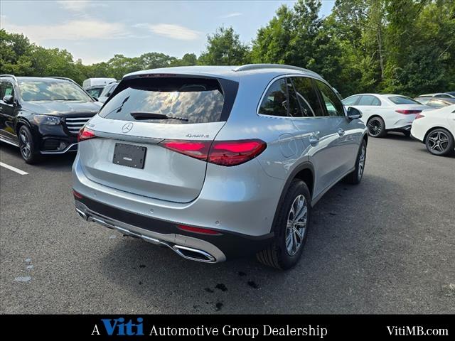 new 2025 Mercedes-Benz GLC 300 car, priced at $59,850