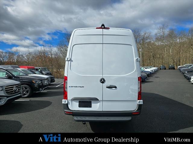 new 2024 Mercedes-Benz Sprinter 2500 car, priced at $81,117