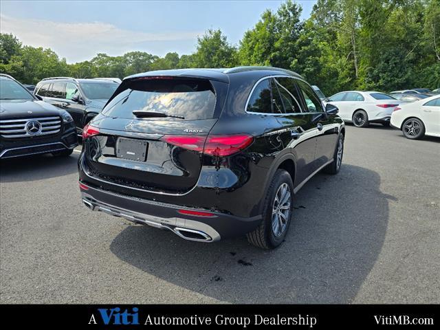 new 2025 Mercedes-Benz GLC 300 car