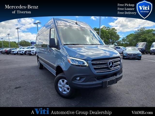 new 2024 Mercedes-Benz Sprinter 2500 car, priced at $85,400