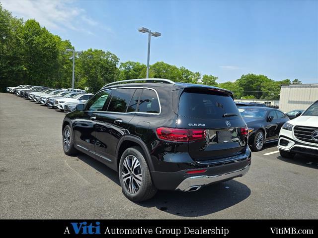 new 2024 Mercedes-Benz GLB 250 car