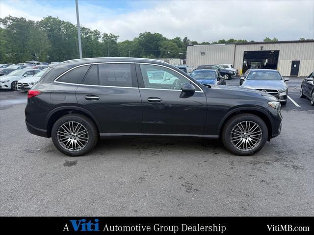 new 2025 Mercedes-Benz GLC 300 car, priced at $55,950