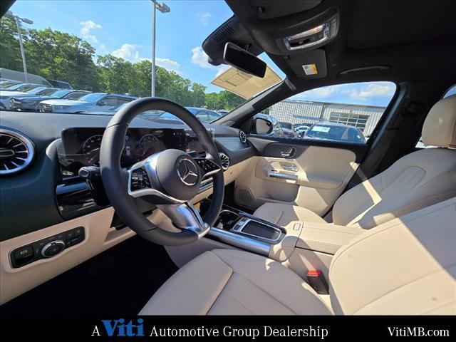 new 2025 Mercedes-Benz GLA 250 car
