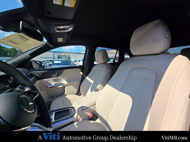 new 2025 Mercedes-Benz GLA 250 car