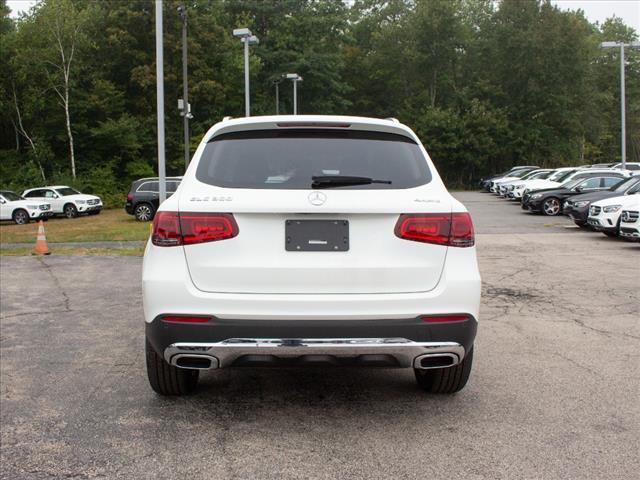 new 2022 Mercedes-Benz GLC 300 car