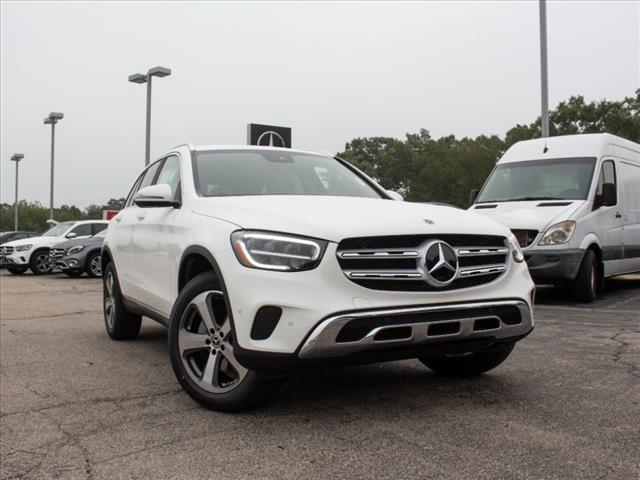 new 2022 Mercedes-Benz GLC 300 car