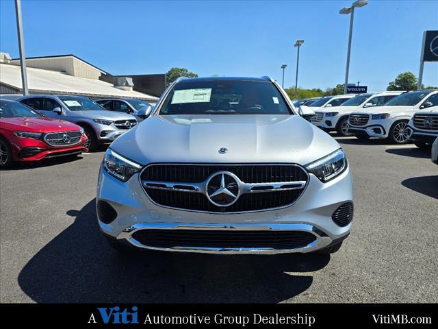 new 2025 Mercedes-Benz GLC 300 car