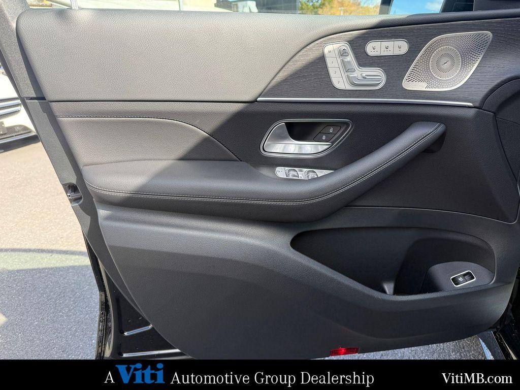 new 2026 Mercedes-Benz GLE 450 car, priced at $78,210