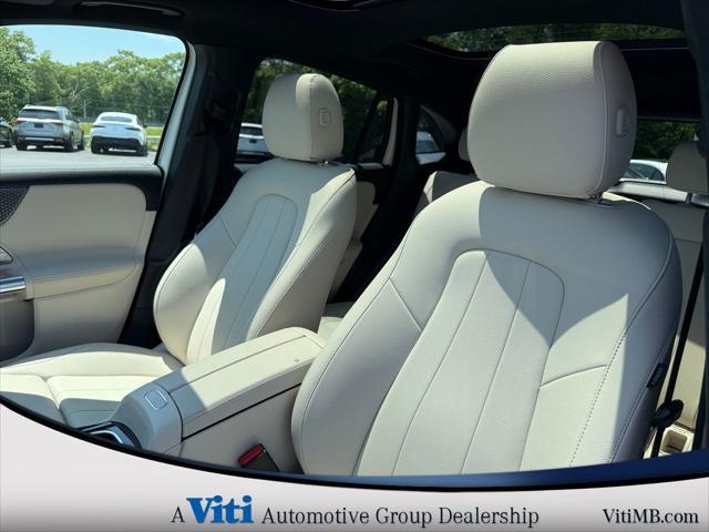 used 2025 Mercedes-Benz GLA 250 car, priced at $41,975