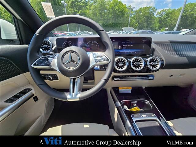 new 2025 Mercedes-Benz GLA 250 car