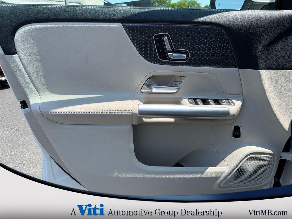 used 2025 Mercedes-Benz GLA 250 car, priced at $38,986