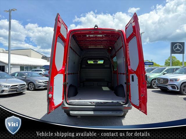 new 2025 Mercedes-Benz Sprinter 2500 car, priced at $66,128