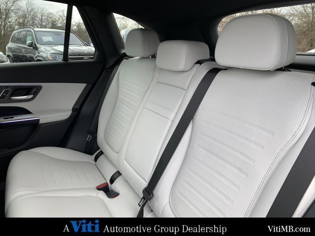 new 2025 Mercedes-Benz GLC 300 car, priced at $61,120