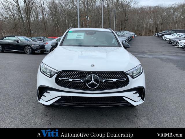 new 2025 Mercedes-Benz GLC 300 car, priced at $61,120