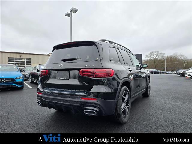 new 2024 Mercedes-Benz GLB 250 car