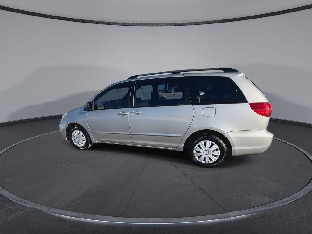 used 2007 Toyota Sienna car, priced at $6,575