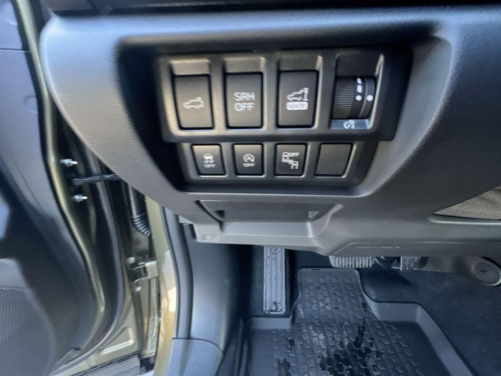 new 2025 Subaru Forester car, priced at $39,398