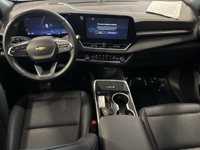 used 2025 Chevrolet Equinox car, priced at $25,964