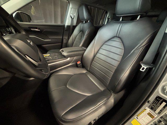 used 2024 Toyota Highlander car, priced at $43,764