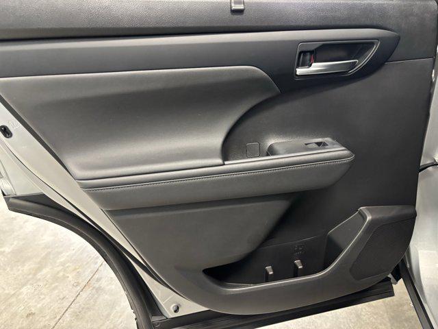used 2024 Toyota Highlander car, priced at $43,764