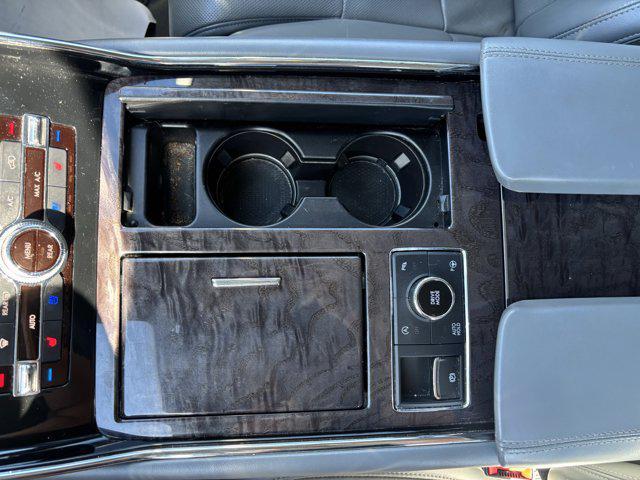 used 2020 Lincoln Navigator car