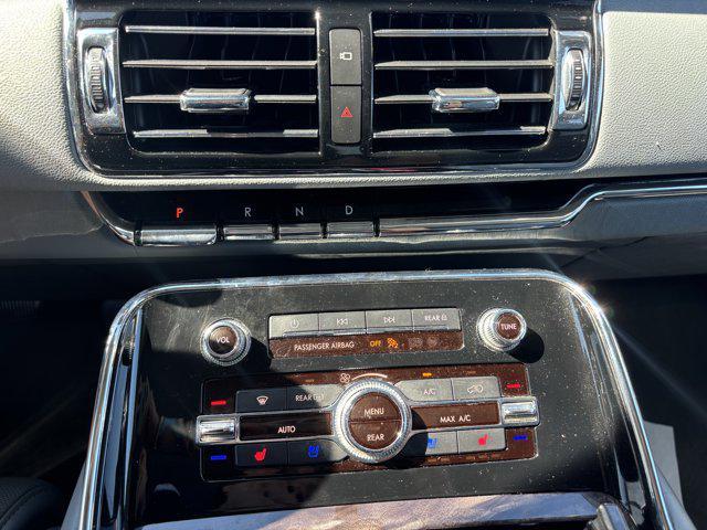used 2020 Lincoln Navigator car