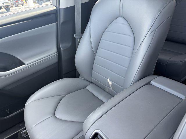 used 2023 Toyota Highlander car, priced at $38,484