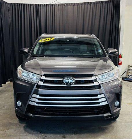 used 2017 Toyota Highlander car, priced at $19,847