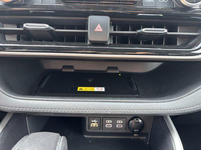 used 2023 Toyota Highlander car, priced at $40,676