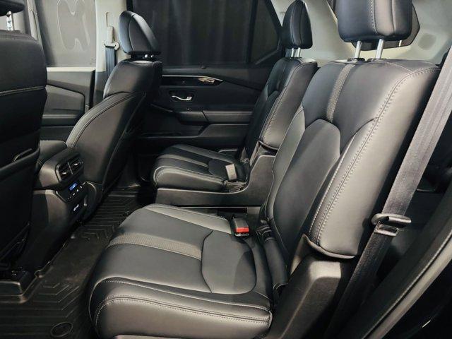 used 2023 Honda Pilot car, priced at $40,843