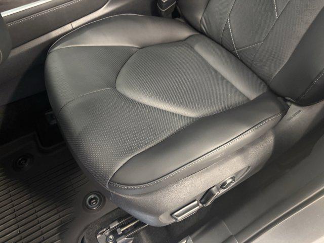 new 2025 Toyota Highlander Hybrid car, priced at $53,988