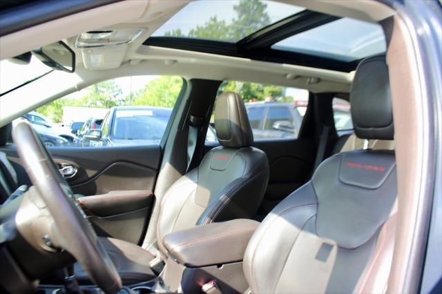 used 2016 Jeep Cherokee car, priced at $16,744