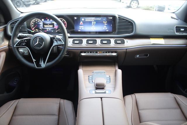 new 2025 Mercedes-Benz GLS 450 car, priced at $96,595