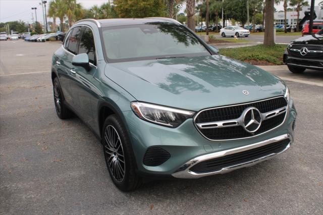 new 2025 Mercedes-Benz GLC 300 car, priced at $58,195