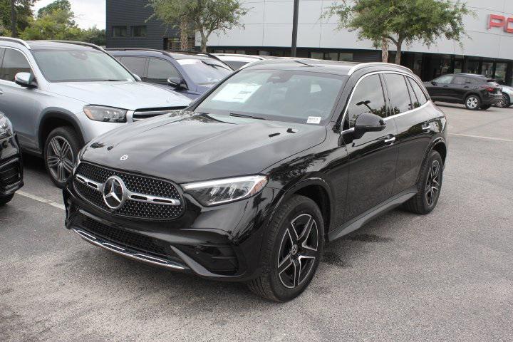 new 2025 Mercedes-Benz GLC 300 car, priced at $62,765