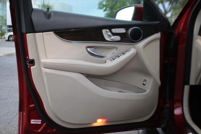 used 2019 Mercedes-Benz GLC 300 car, priced at $24,958