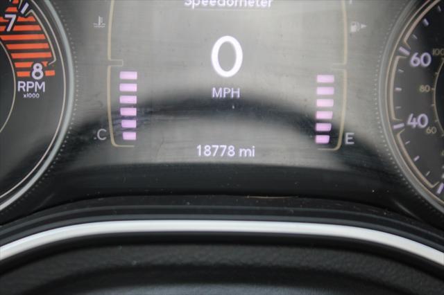 used 2022 Jeep Cherokee car, priced at $25,386