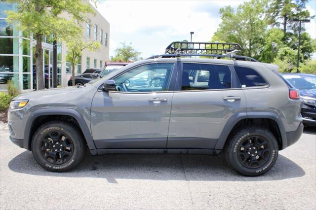 used 2022 Jeep Cherokee car, priced at $25,386