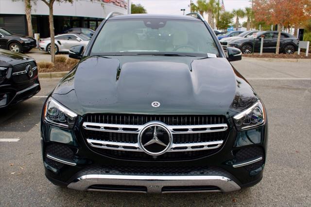 new 2025 Mercedes-Benz GLE 450 car, priced at $81,565