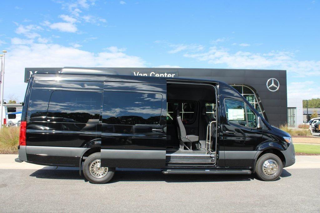 new 2024 Mercedes-Benz Sprinter 3500 car, priced at $125,110