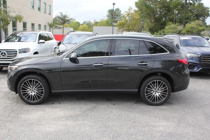 new 2025 Mercedes-Benz GLC 300 car, priced at $59,085