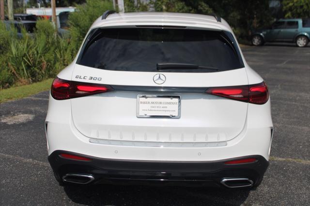 new 2024 Mercedes-Benz GLC 300 car, priced at $65,385